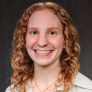 Hanna Cayton portrait